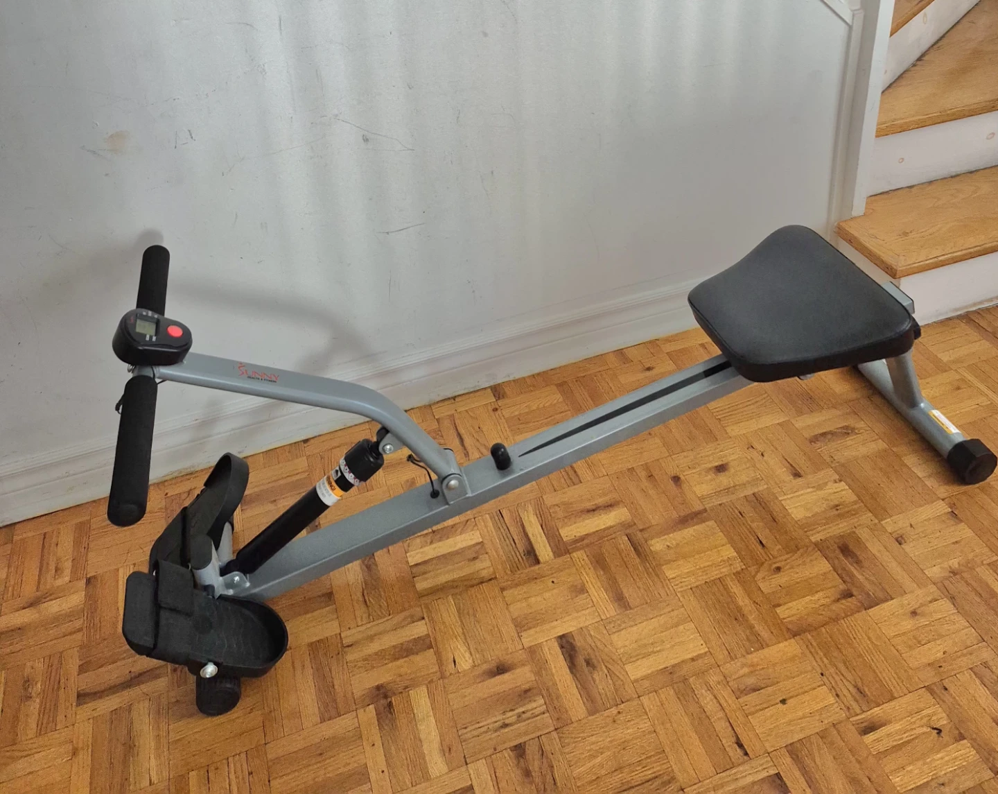 Sunny Health & Fitness Rowing Machine