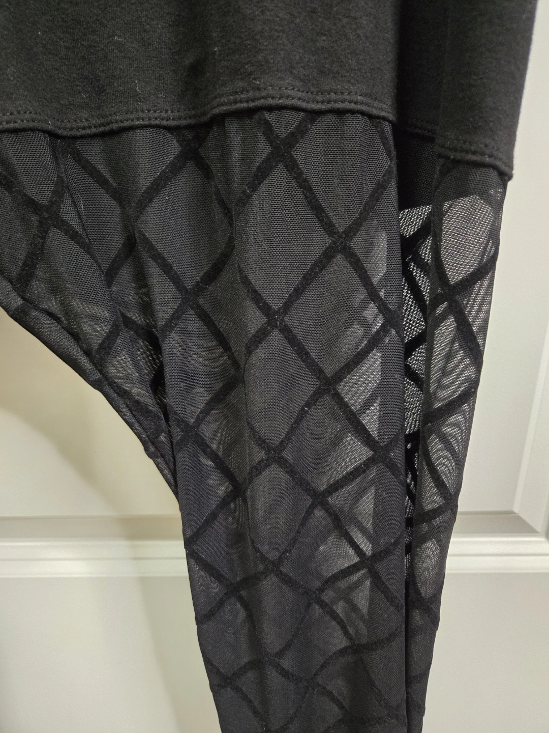 Torrid Black Patterned Mesh Leggings - photo 4