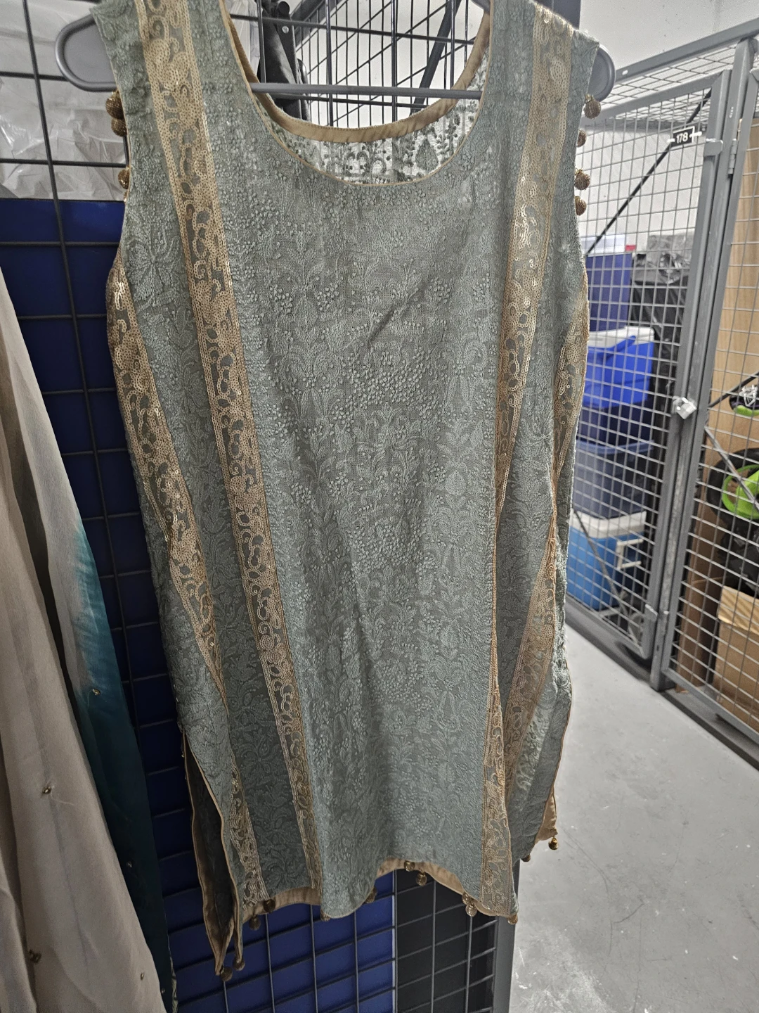 Embroidered Sequined Kurti Set - photo 3