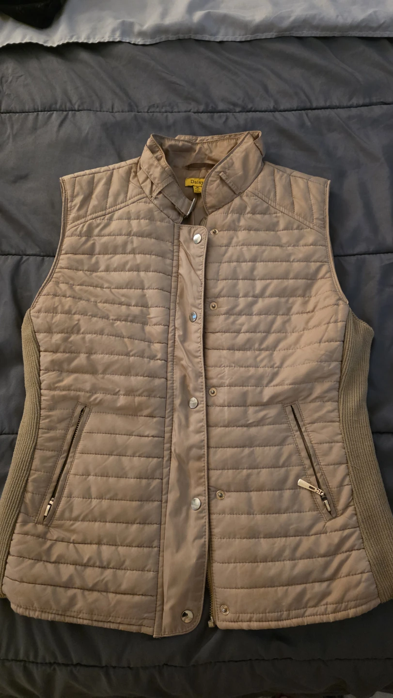 Puffer Vest - Medium