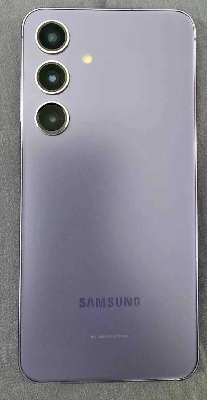 Samsung S24 128GB. Like New - photo 2
