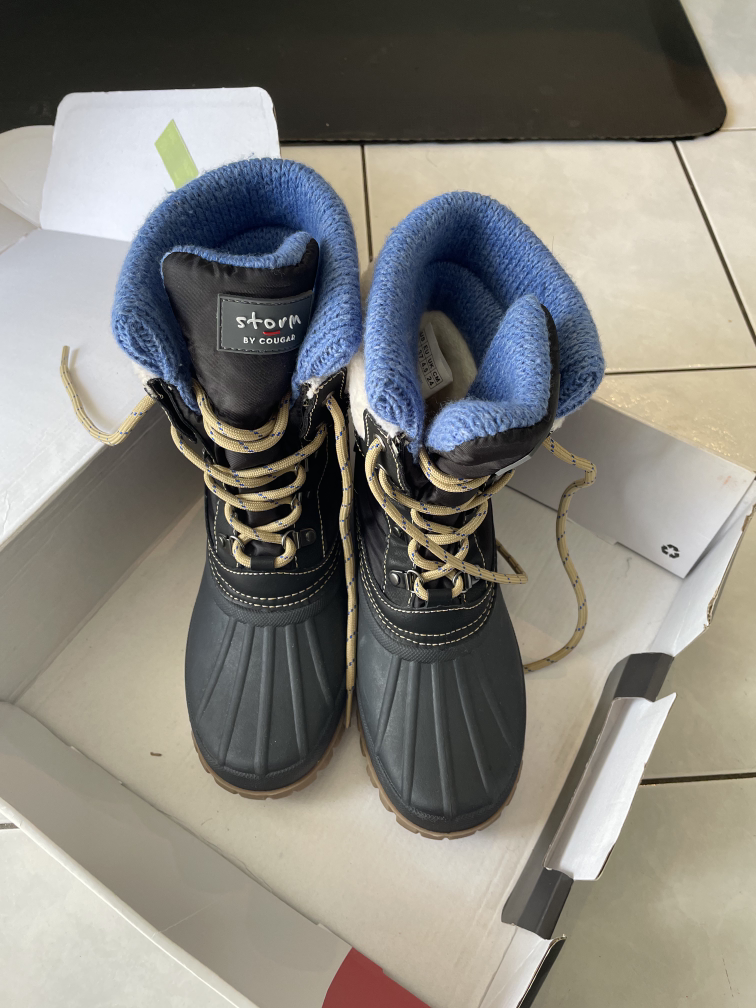 Storm by Cougar Winter Boots - Size 7 - photo 2