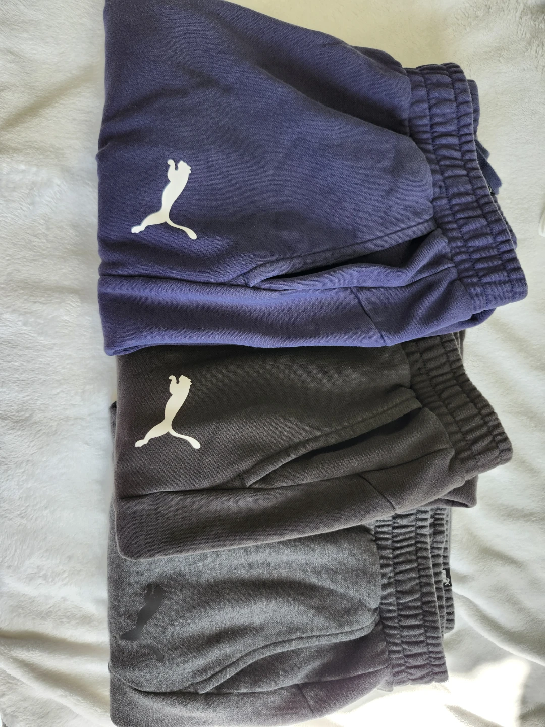 3 Pairs of Puma Joggers Mens L