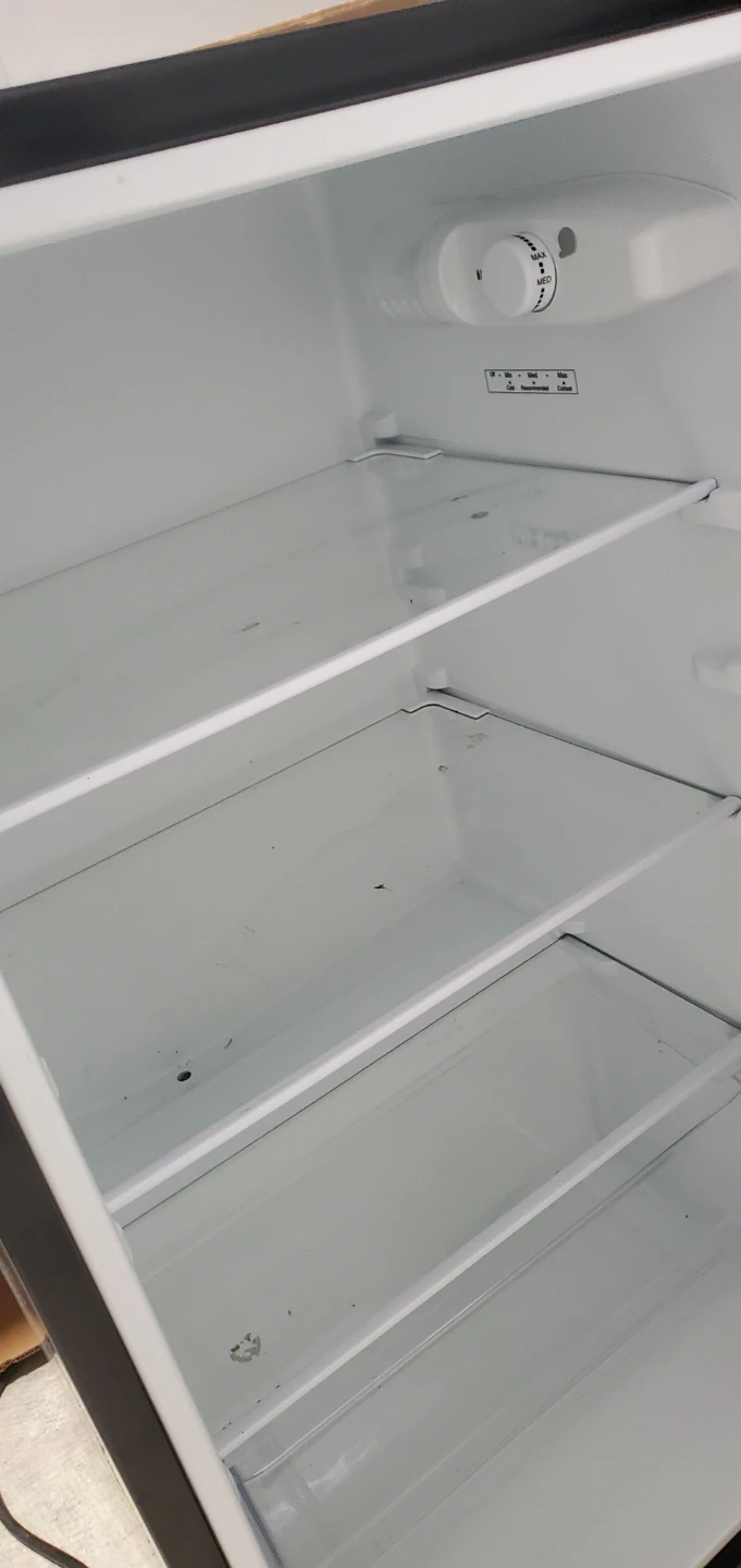 Insignia mini fridge. New is for $399. - photo 3