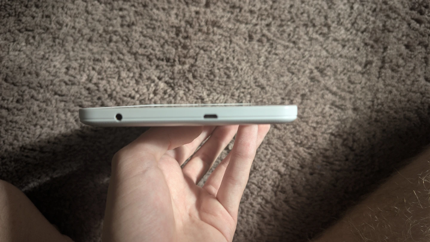 Samsung Galaxy Tab E lite - photo 5