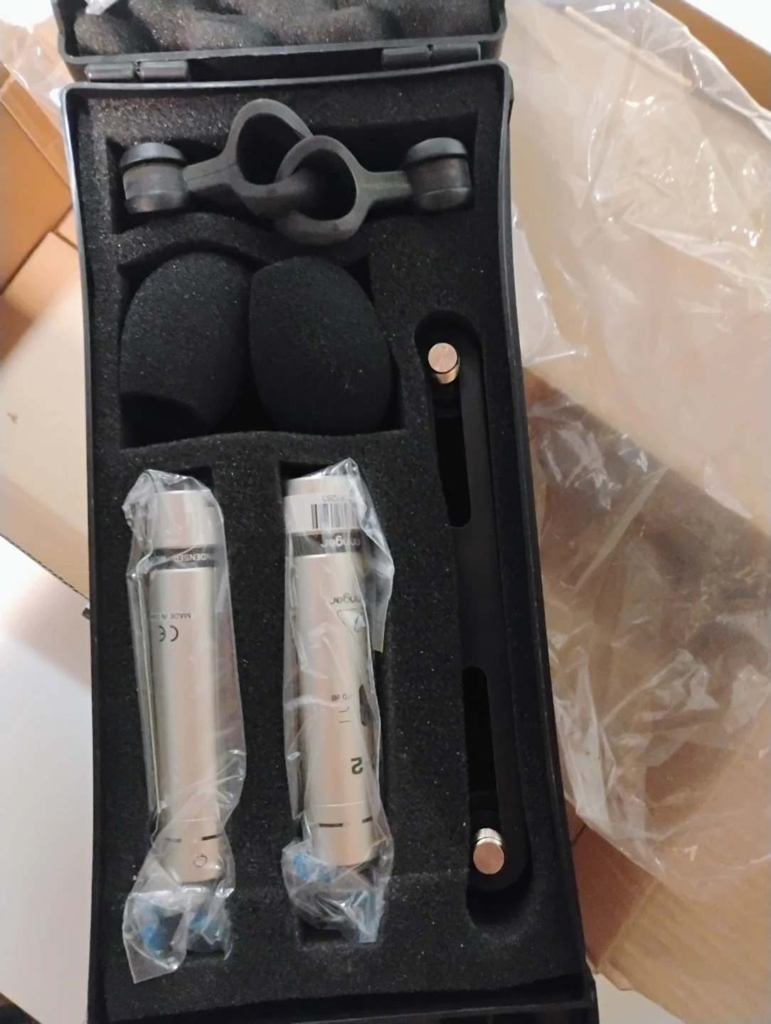 Behringer C-2 Matched Studio Condenser Microphones