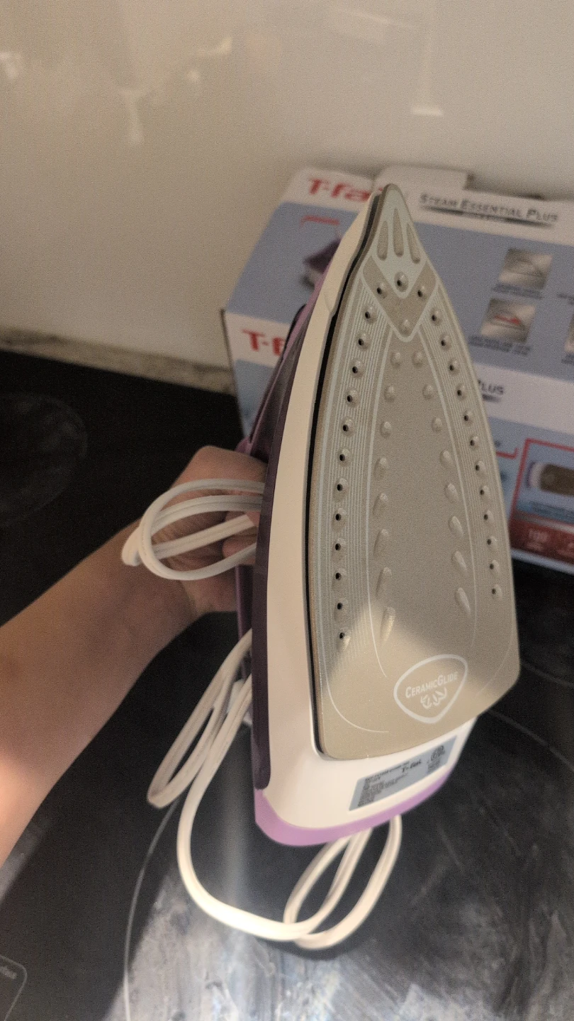 T-fal Steam Essential Plus Iron - photo 4