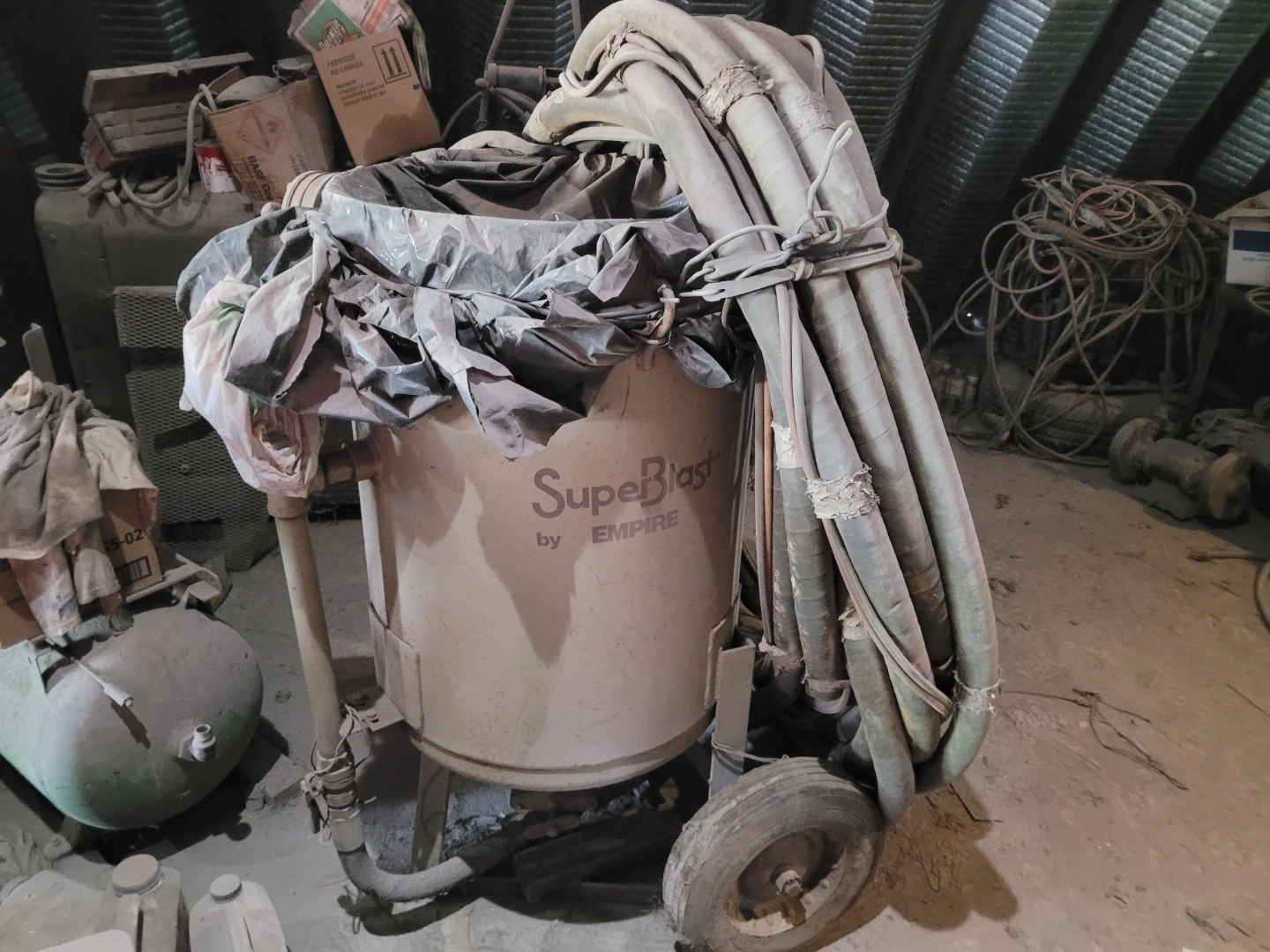 Empire 650 SuperBlast Abrasive Blaster