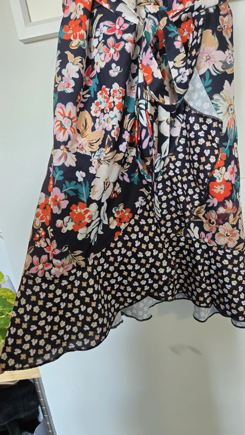 Floral Print Wrap Dress - photo 4