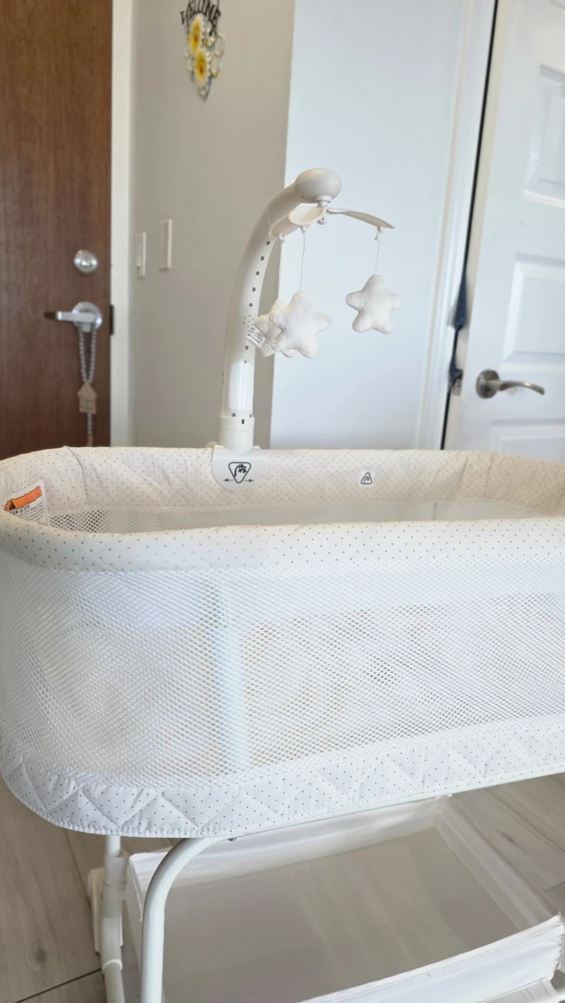 Delta Children SleepCool Rocking Bassinet - photo 3