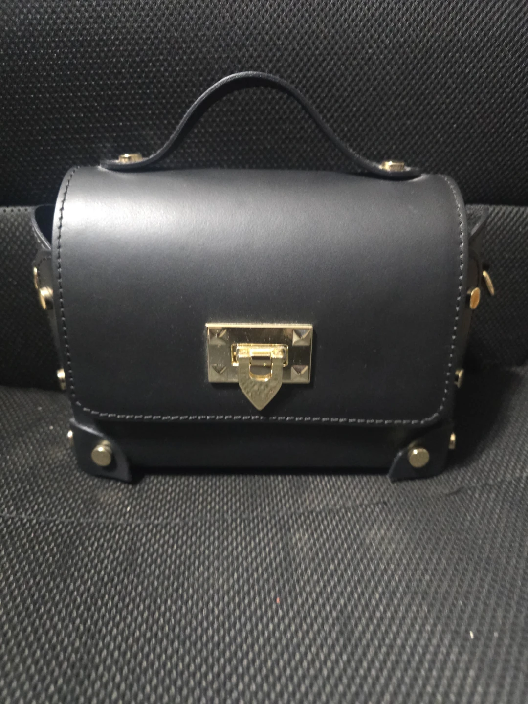 Gold structures Handbag with Gold-Tone Hardware