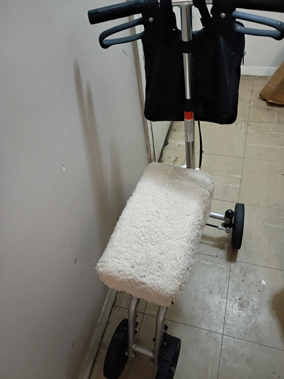 Medical Knee Scooter with Fleece Pad