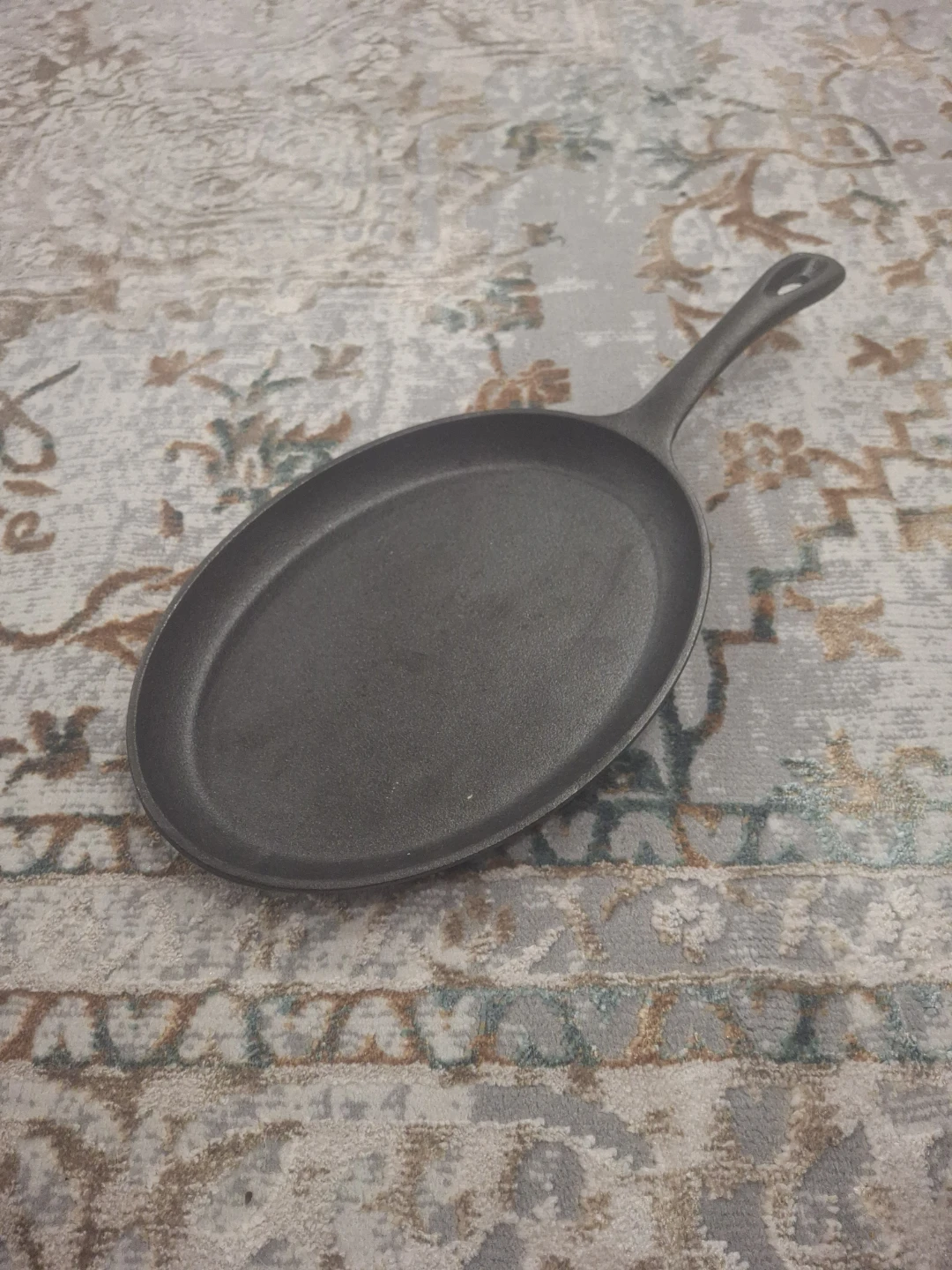 Oval Cast Iron Skillet 🏈