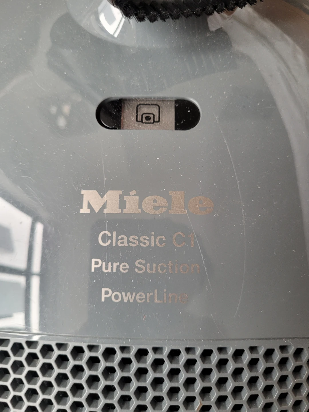 Miele Classic C1 Pure Suction PowerLine Vacuum Cleaner - photo 2