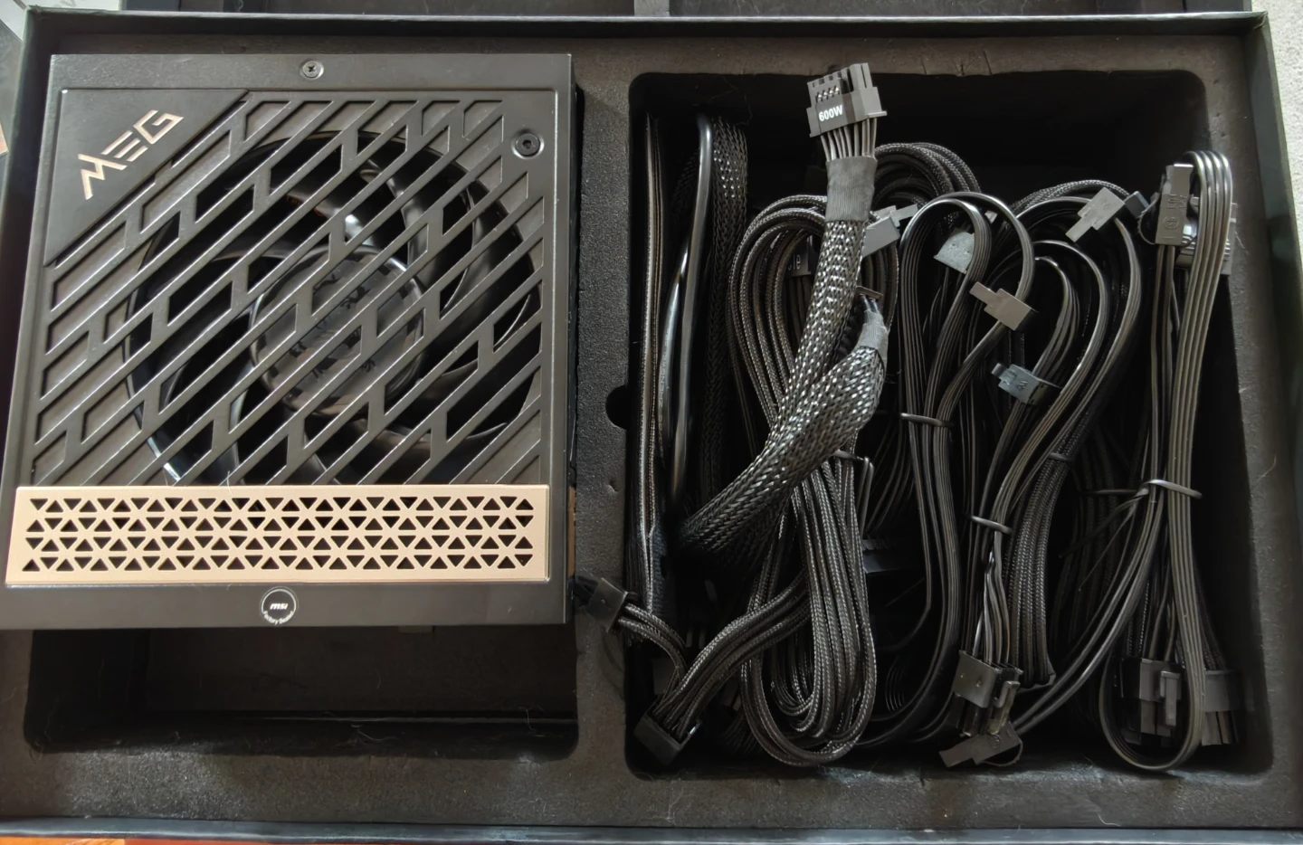 1300W PSU MSI MEG Ai1300P PCIE5 Power Supply