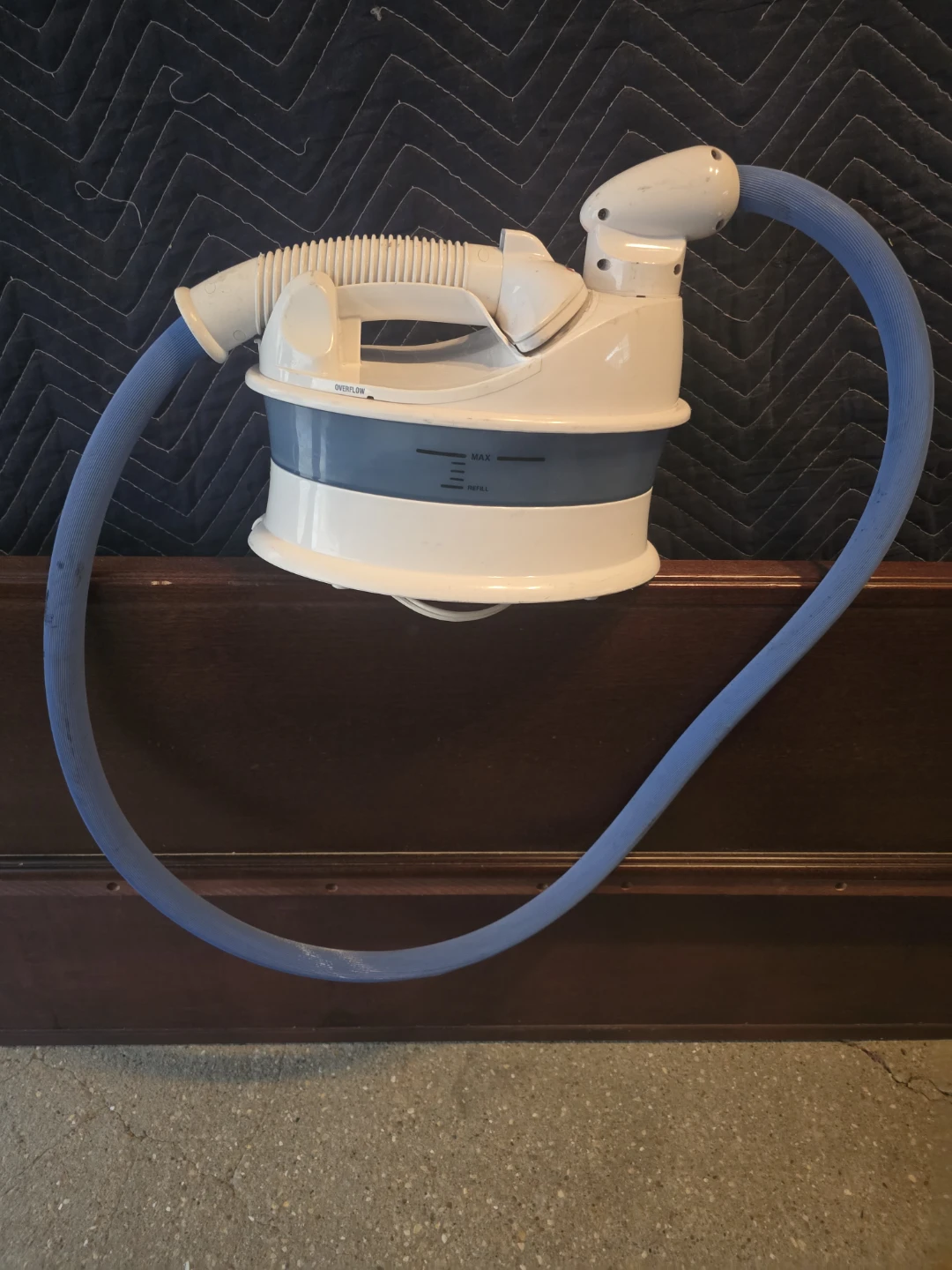 Garment steamer.