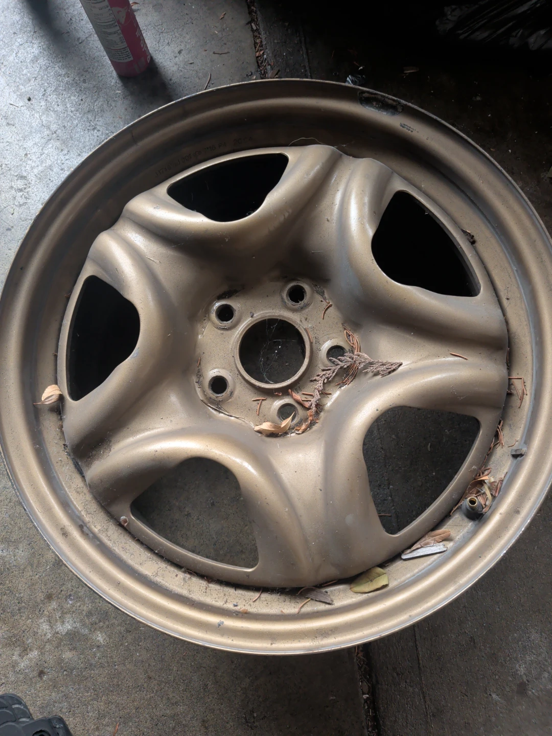 Gold 5-Spoke Steel Wheel Rim