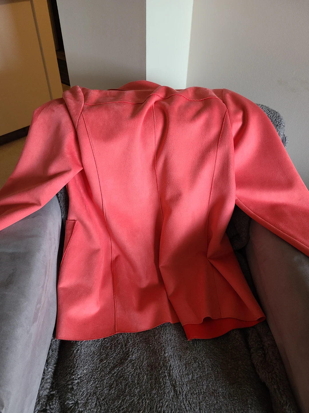 Tanjay Plus salmon colored Suede-Look Blazer