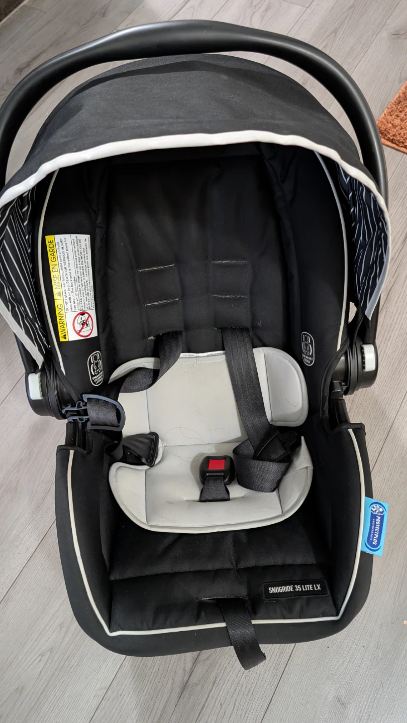 Baby car seat