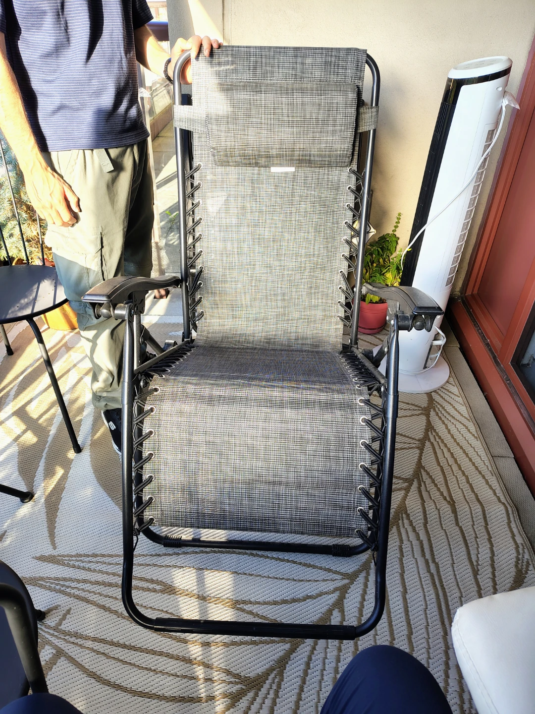 PAIR  of Foldable Zero Gravity Patio Chairs - photo 3