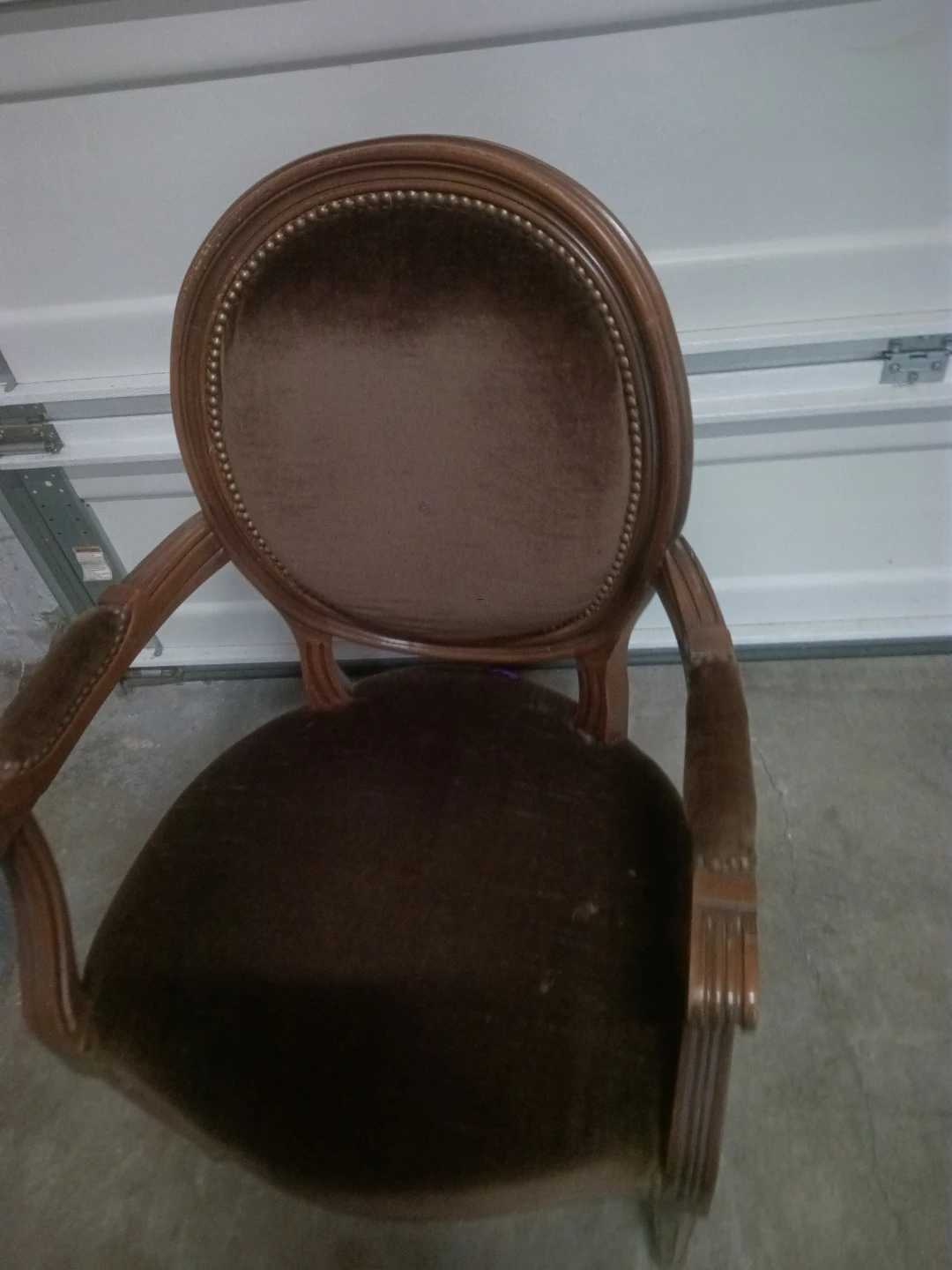 Vintage Style Brown Velvet Accent Chair (Keswick( - photo 2