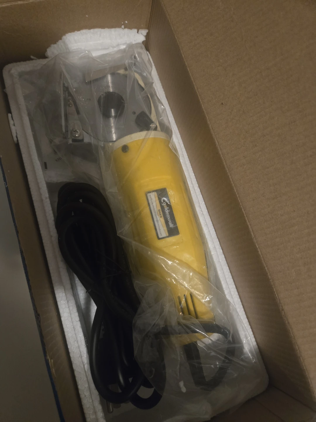 Cgoldenwall YJ Series Electric Fabric Cutter - photo 2