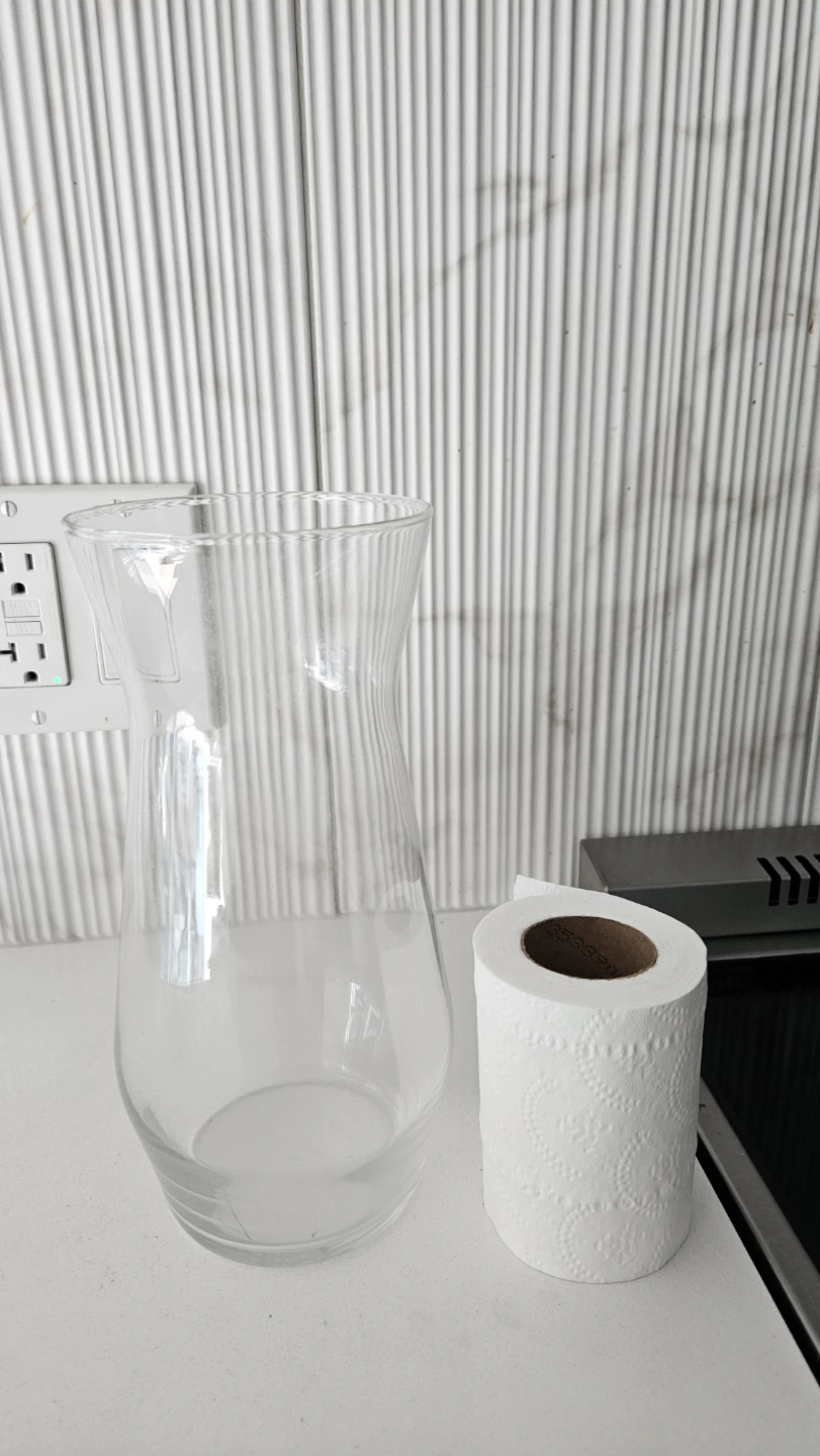 Clear Glass Vase - photo 2