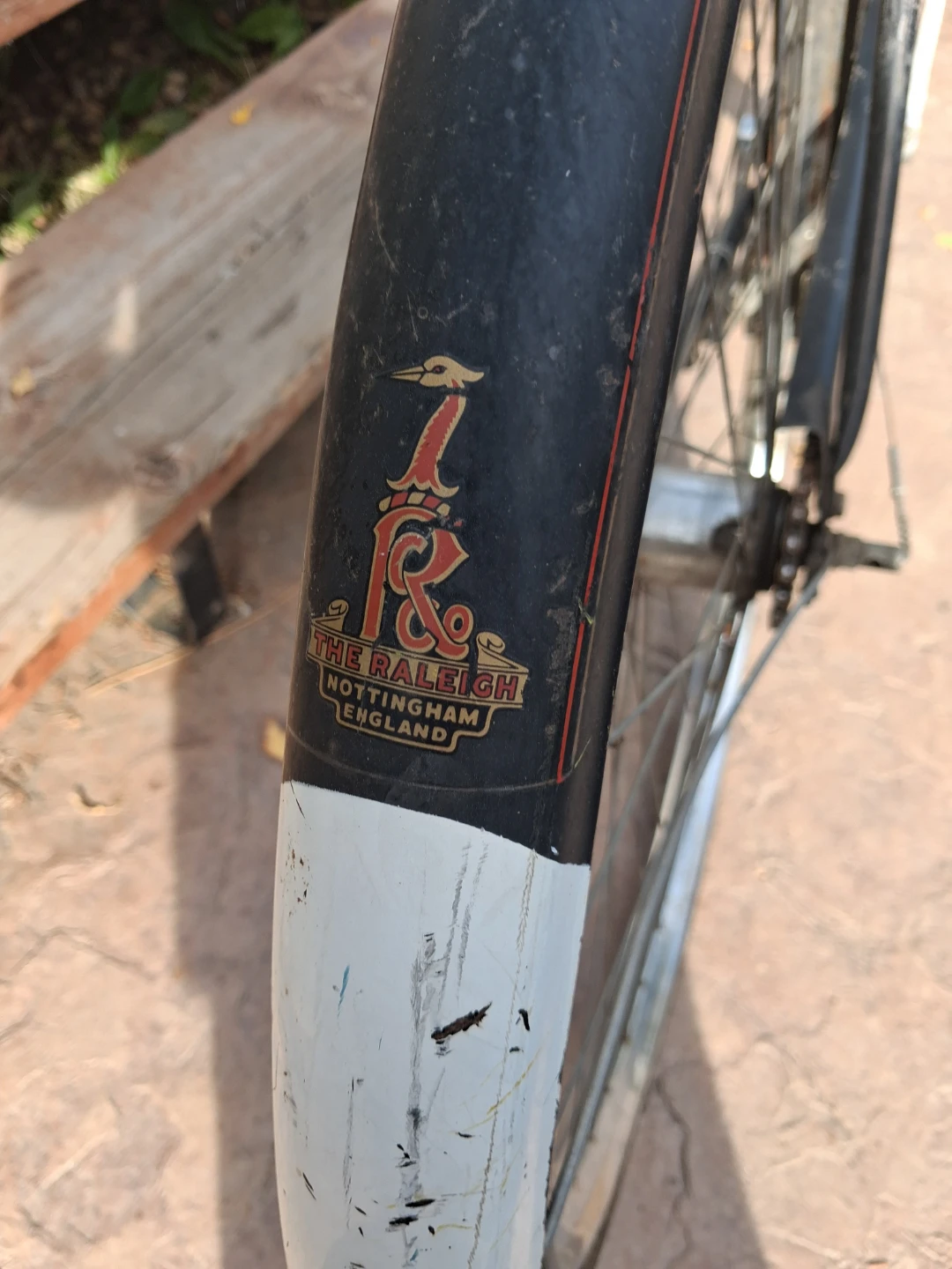 Vintage Raleigh Tourist Bicycle - photo 5