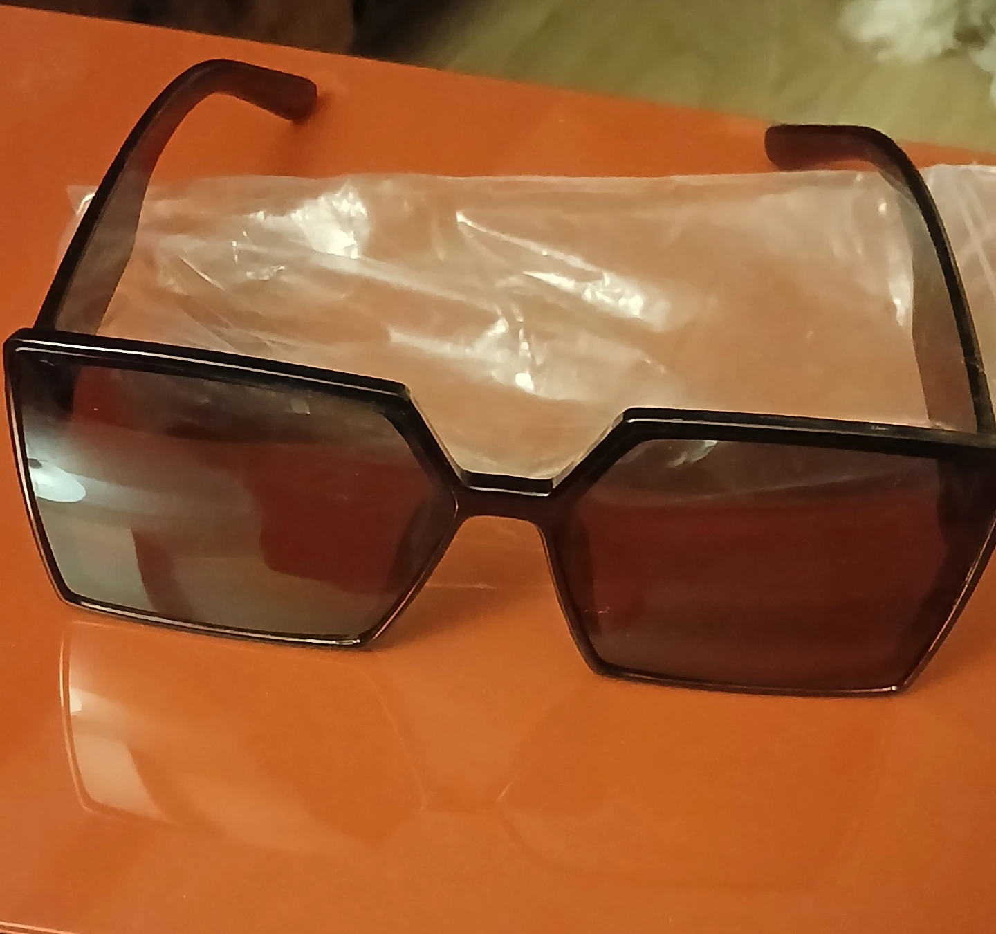 Black Geometric Sunglasses