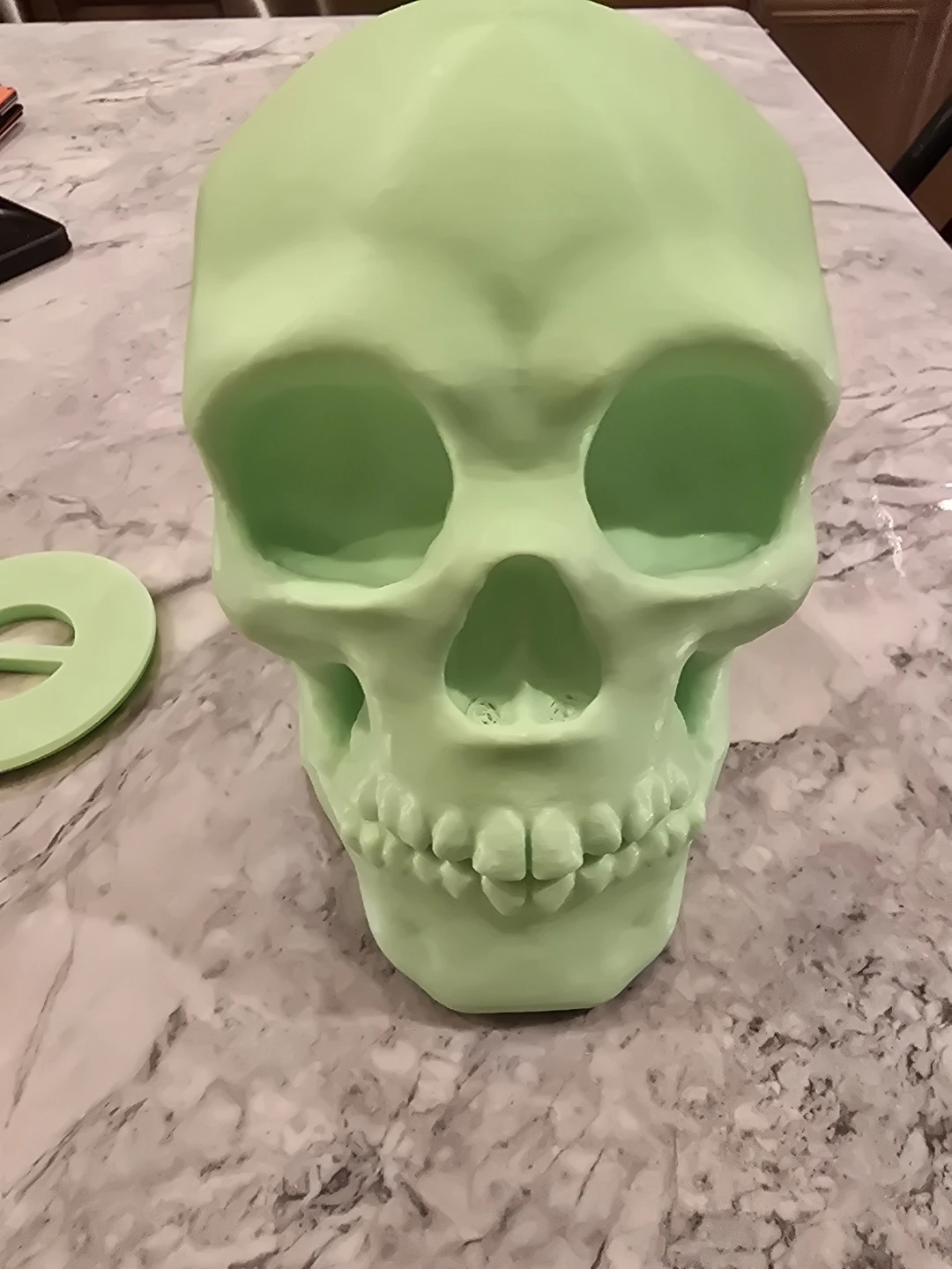 Glow in the dark 3D skull - photo 2