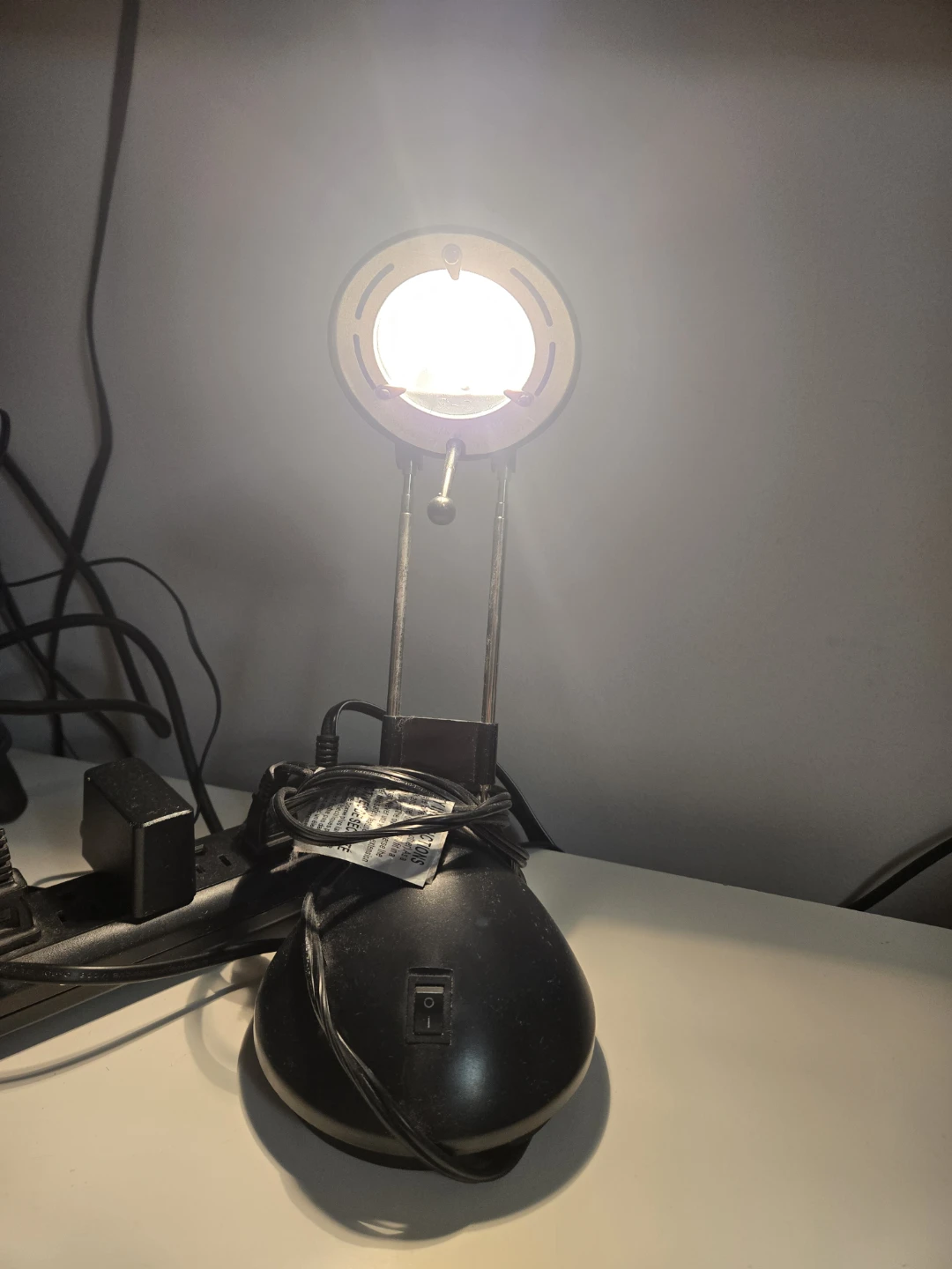 Two adjustable black desk lamps - photo 2