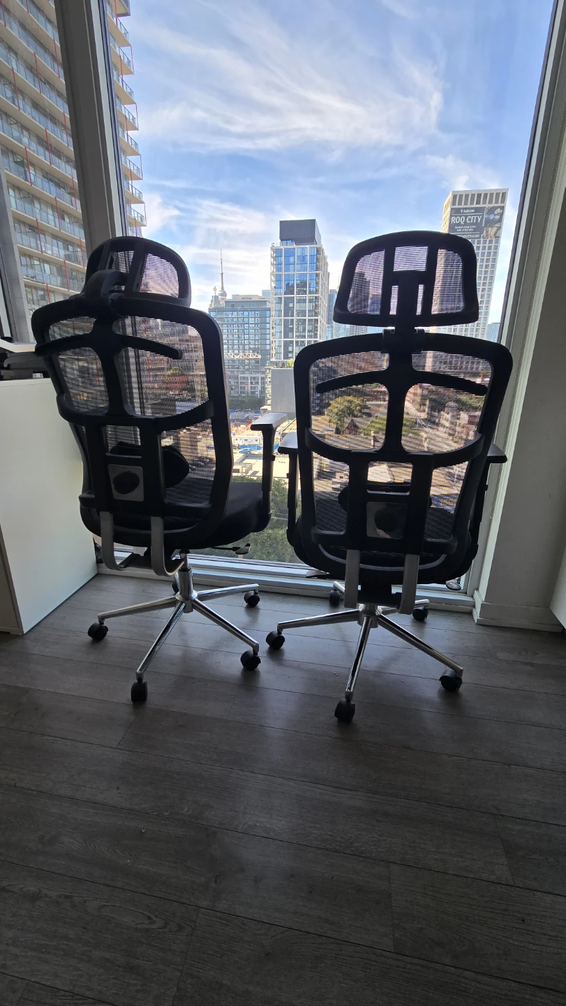 Ergonomic Staples Mesh Office Chairs with Headrests - photo 2