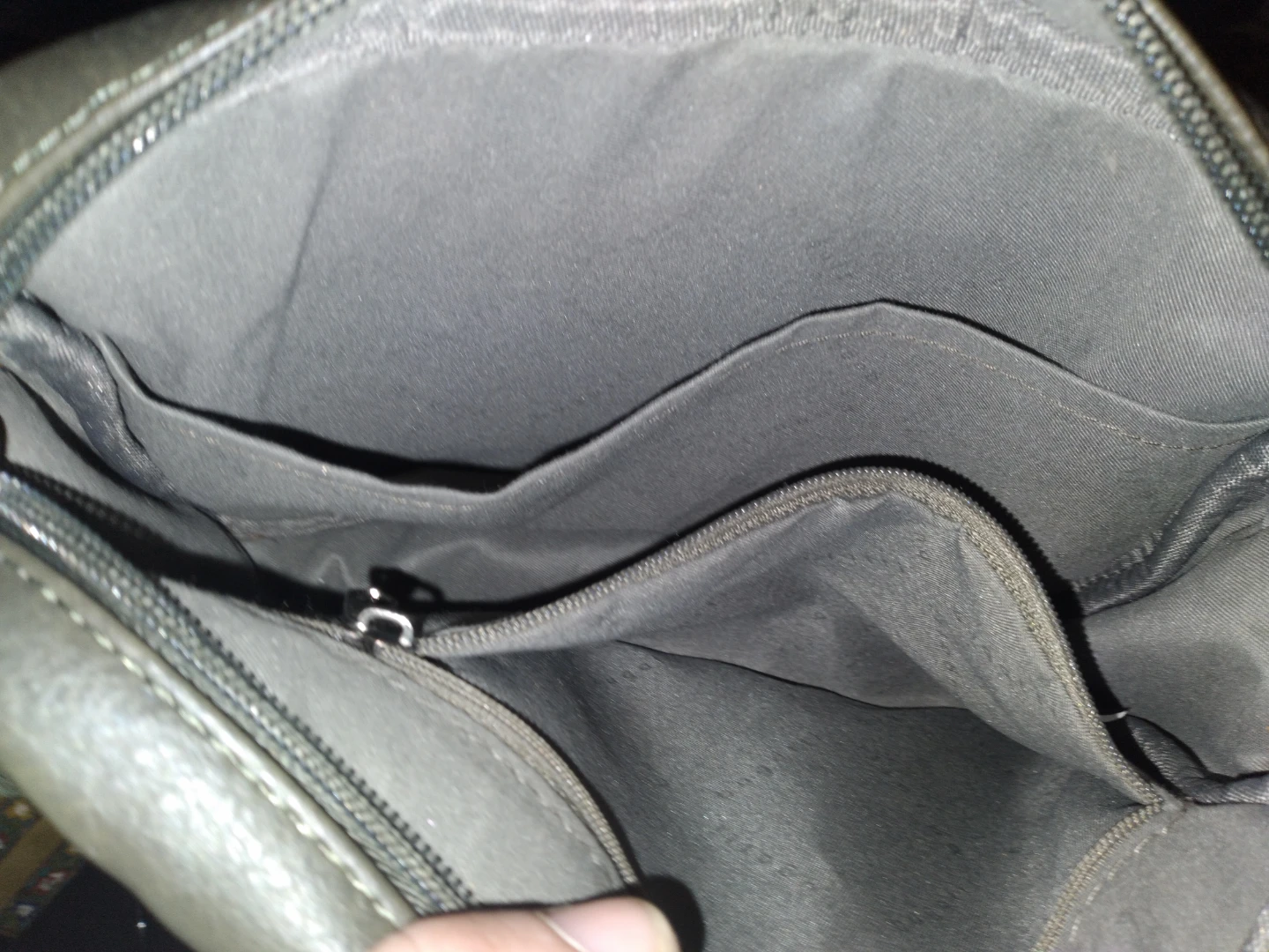 Bugatti crossbody bag in olive - photo 2