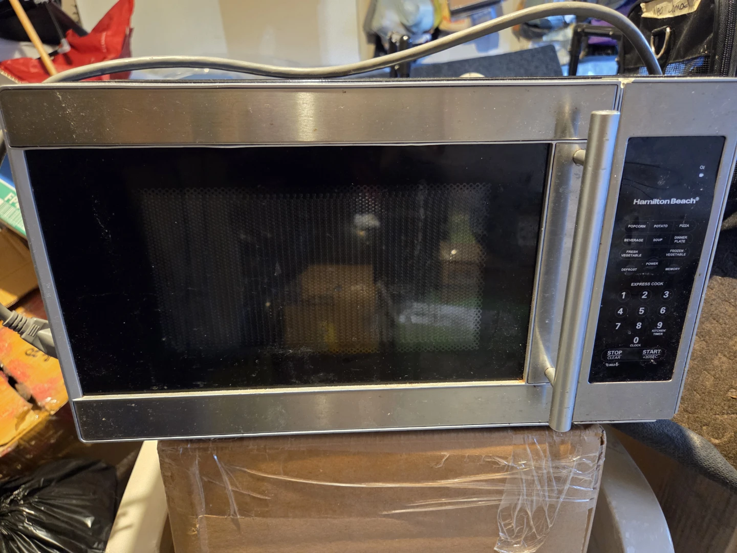 Microwave oven - photo 2