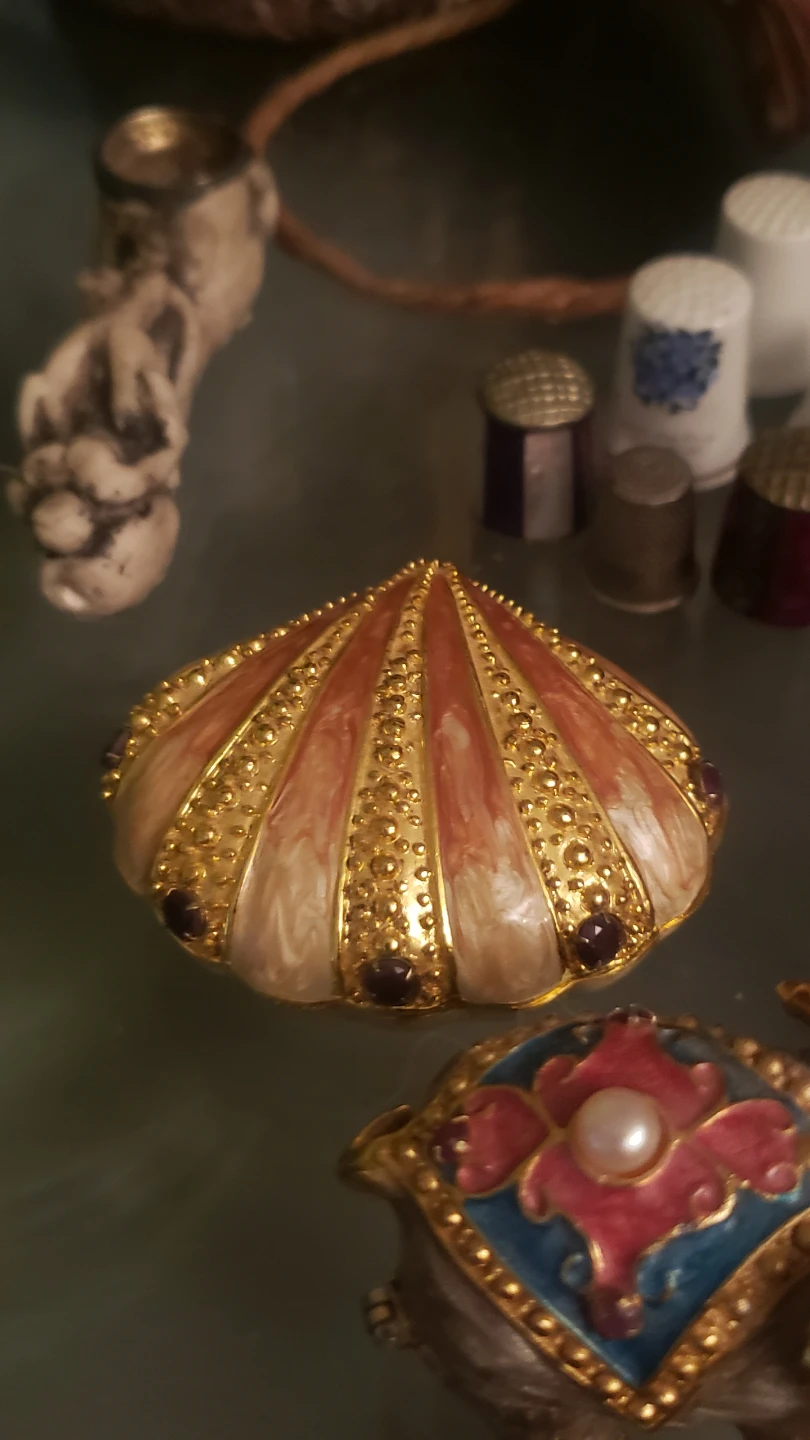Decorative Shell Trinket Box