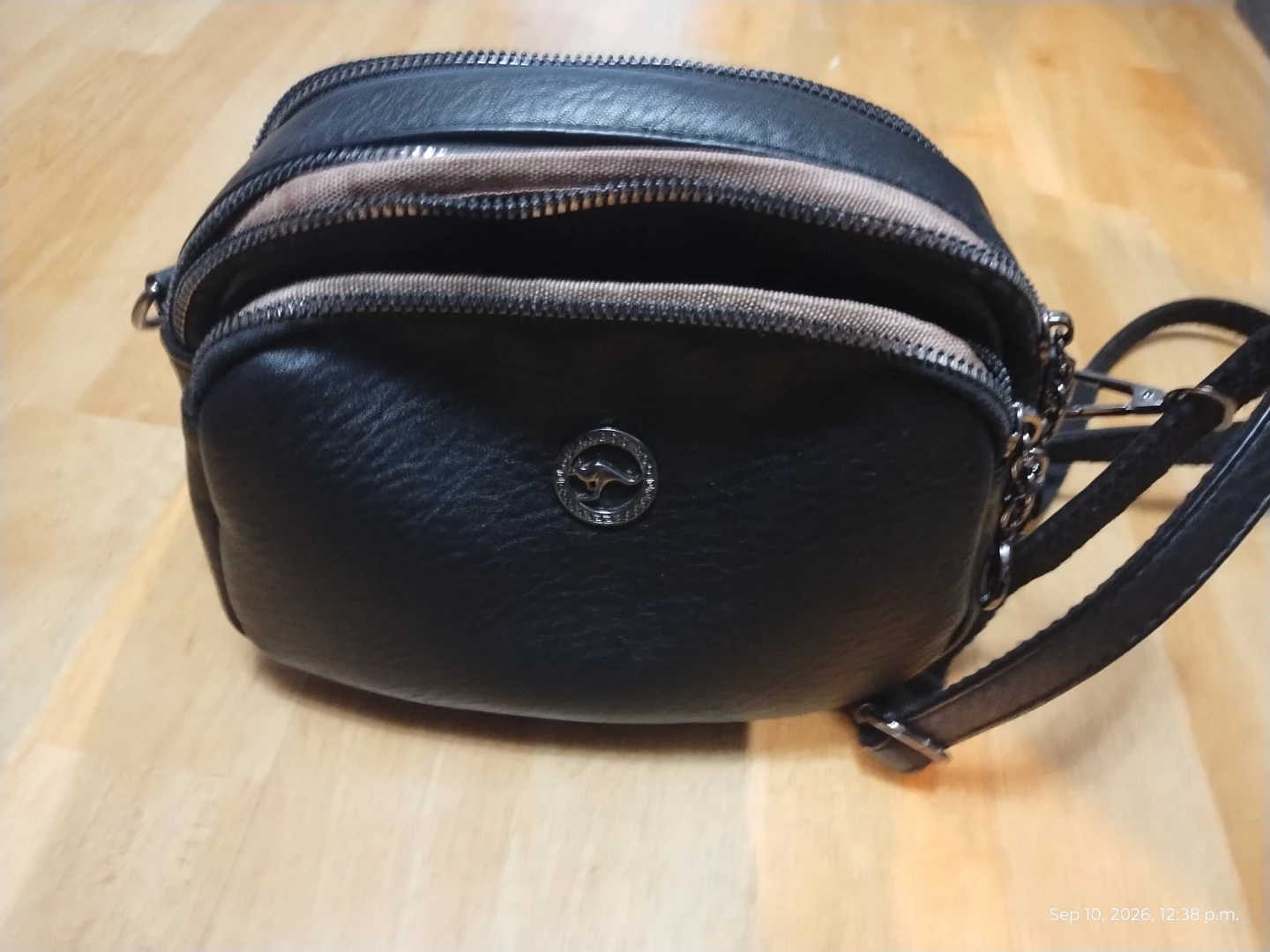Kangol Black Crossbody Bag – Multi-Zip Compartments - photo 2