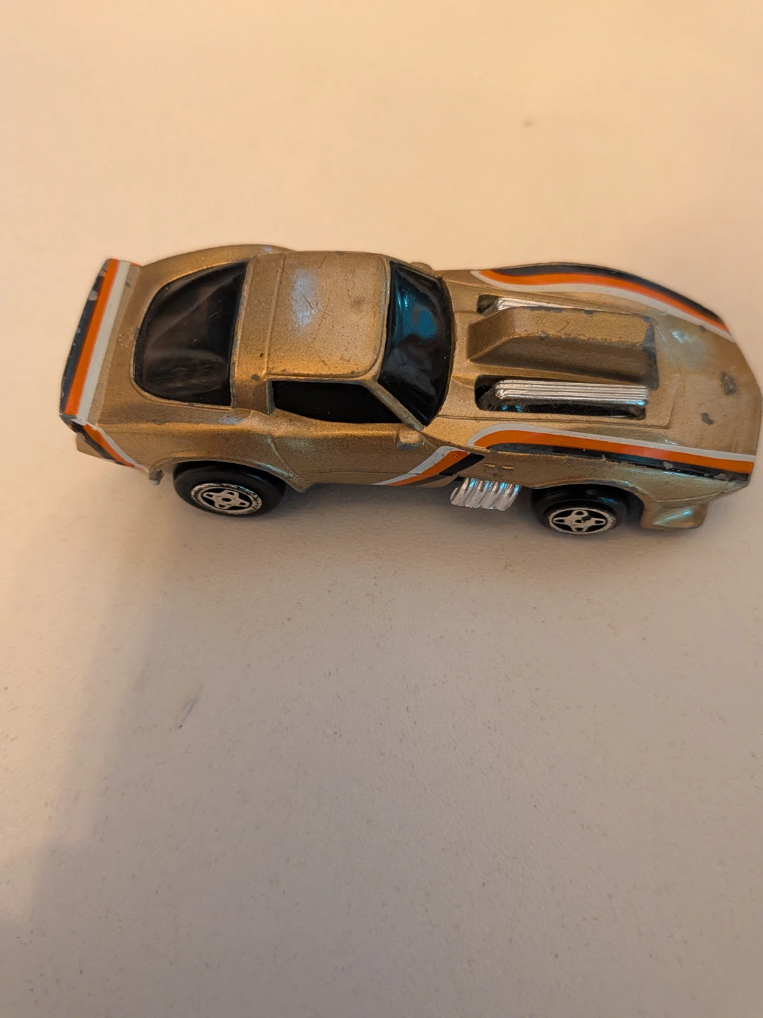 Hot Wheels Gold Corvette Stingray Toy Car - photo 4