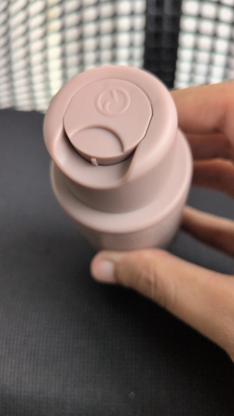 Rare Beauty Find Comfort Hydrating Body Lotion - photo 3