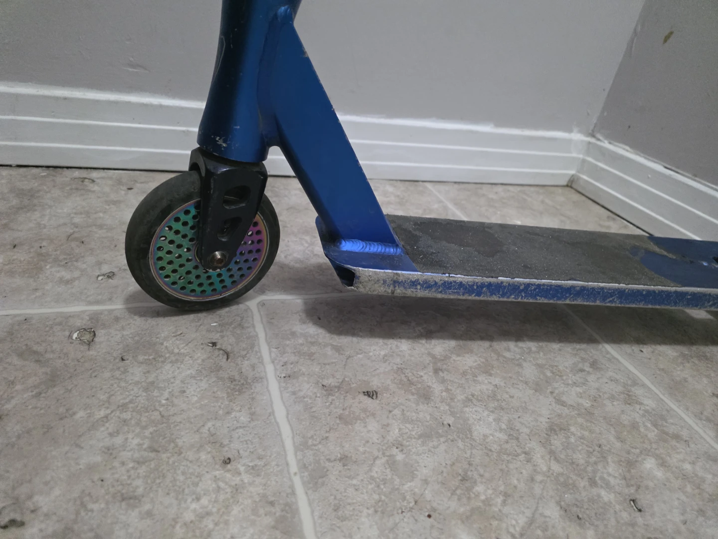 Blunt Envy Hatchet Pro Scooter
