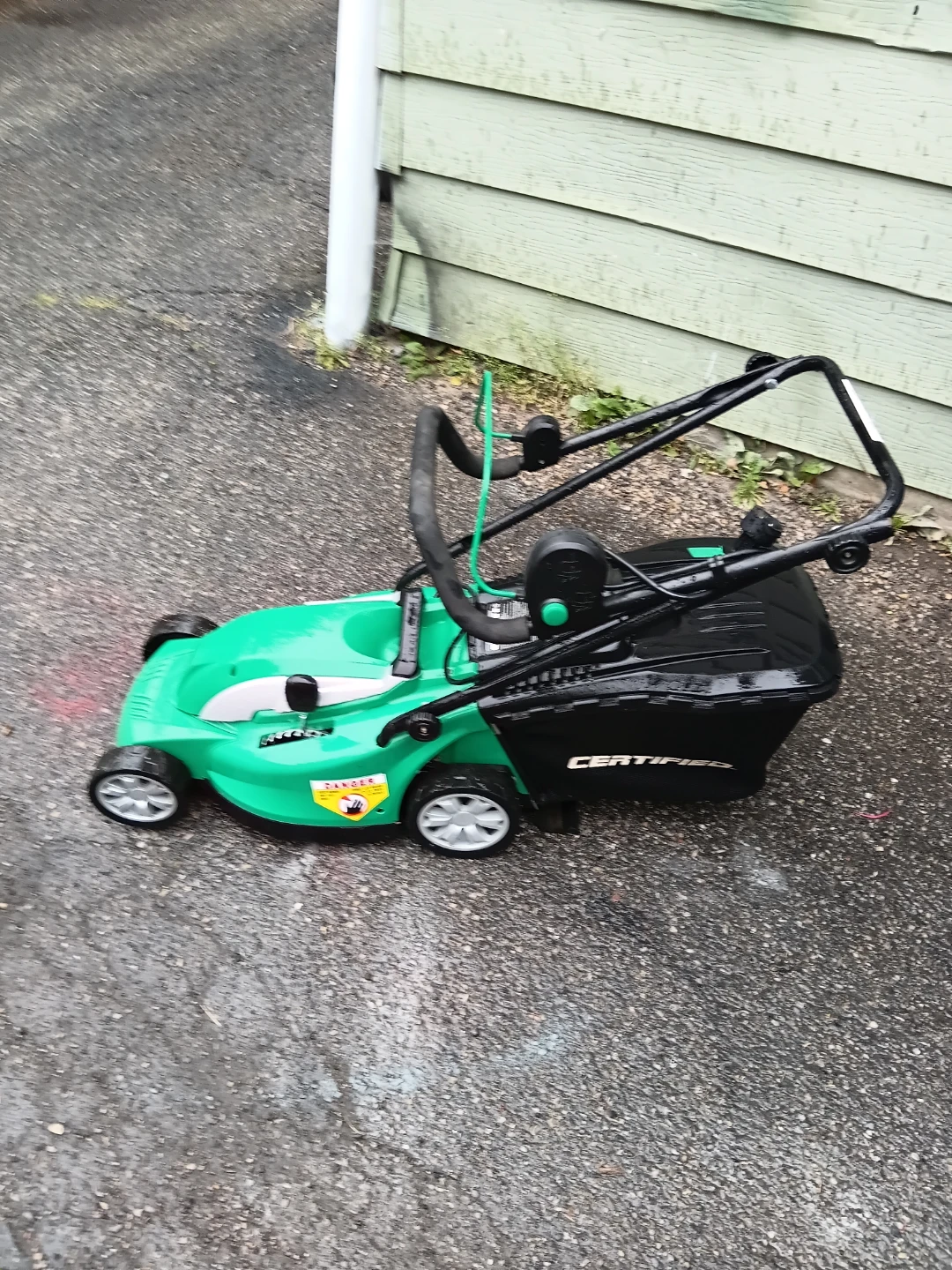Certified 13" Compact Electric Lawnmower - photo 3