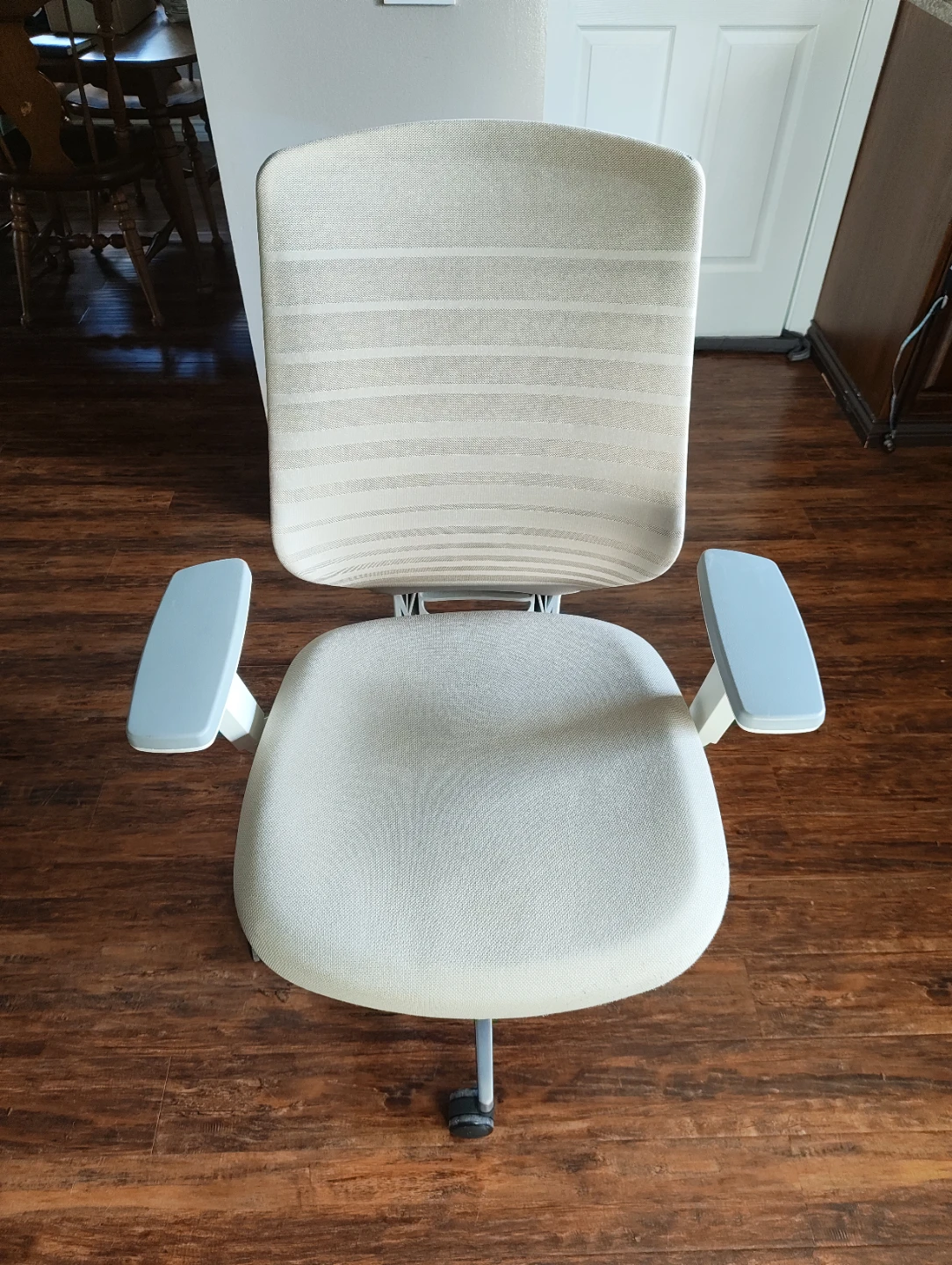 Branch Ergonomic Office Chair