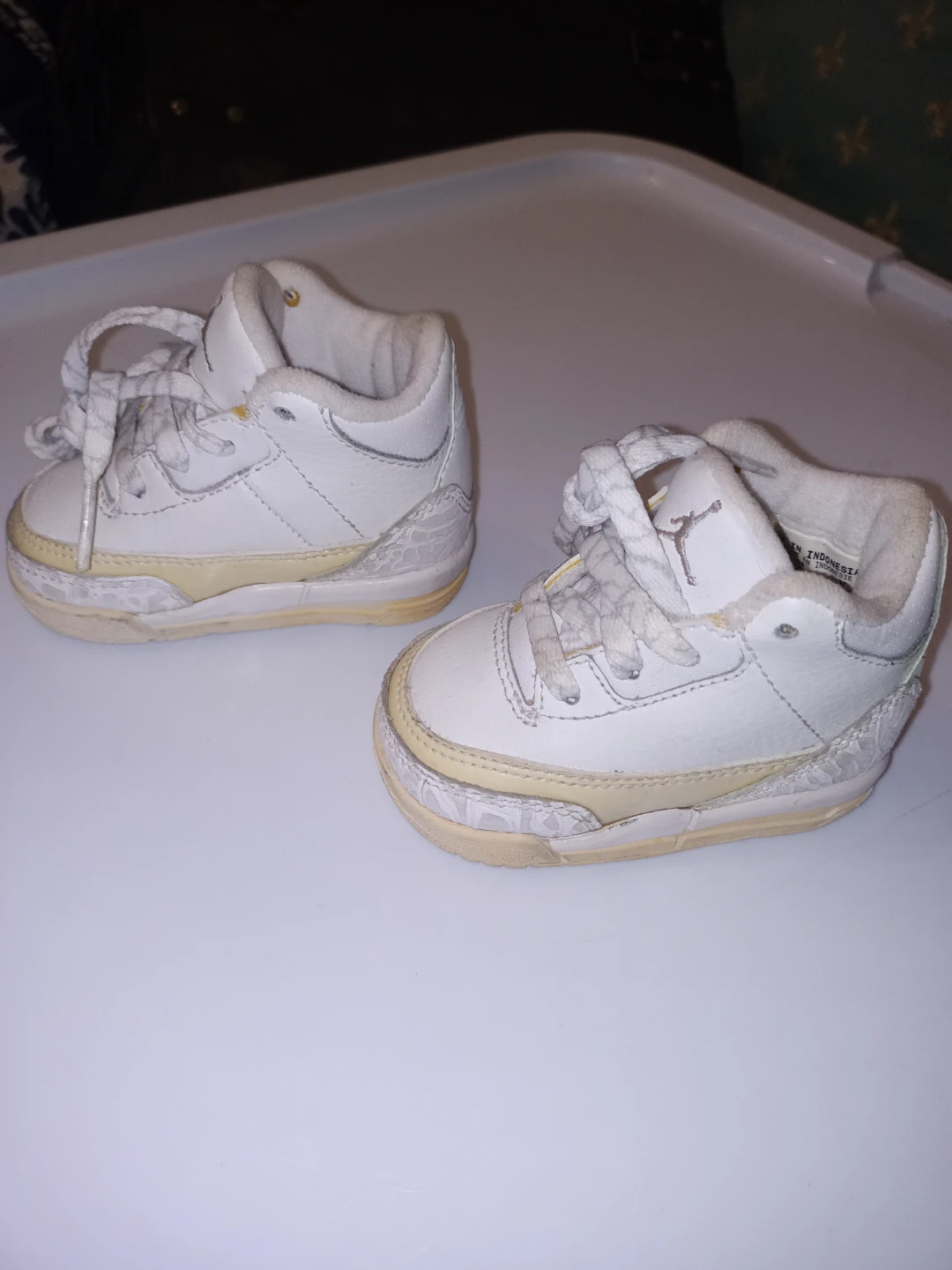 Baby Running Shoes - Size 2.3C - Mew!
