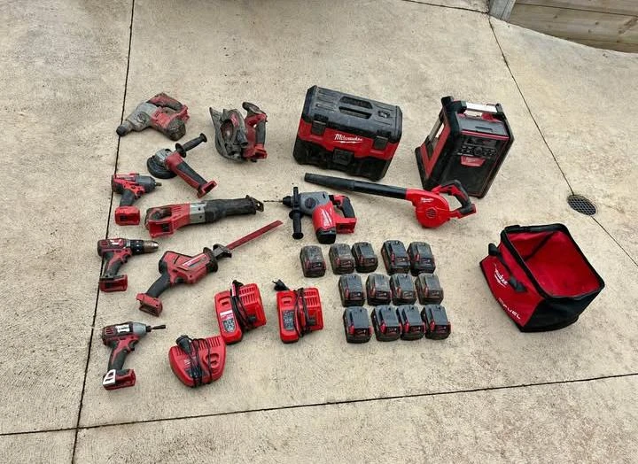 milwaukee 18v tools