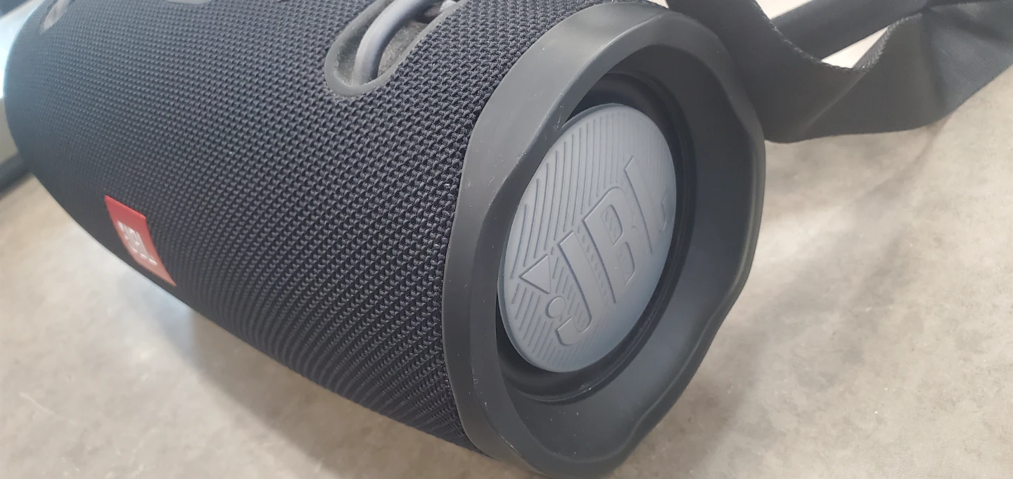 JBL Xtreme Portable Bluetooth Speaker - photo 4