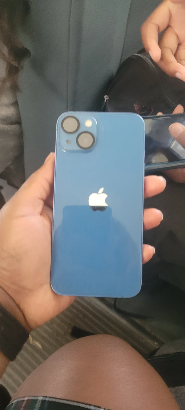 Blue iPhone 13 in Case - photo 3