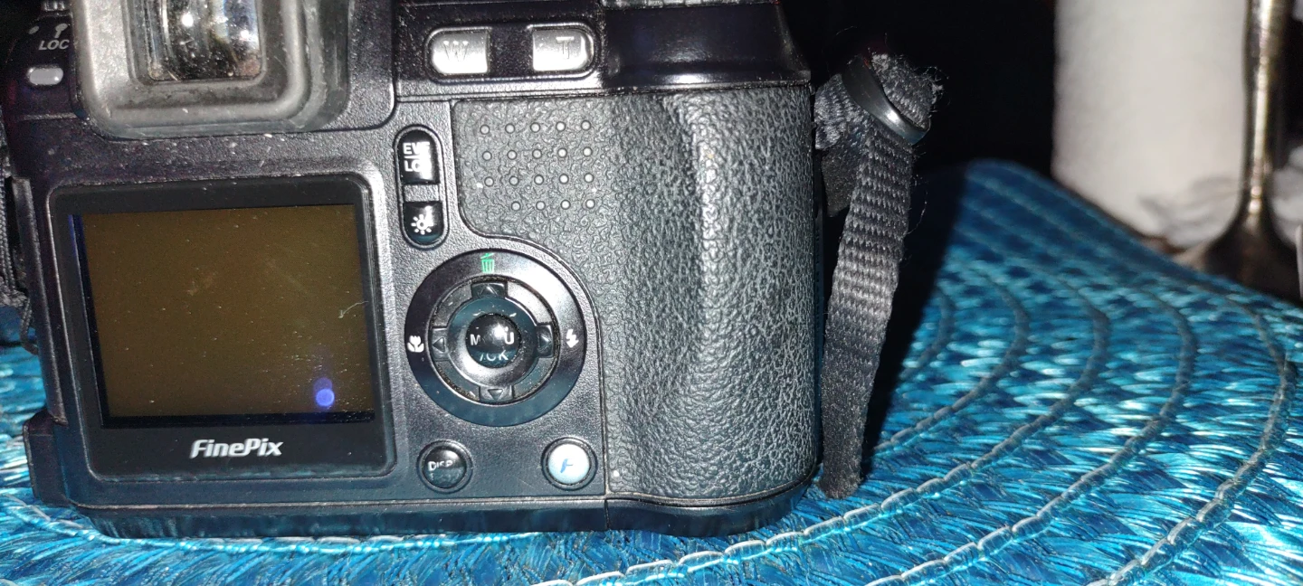 Fujifilm FinePix S5100 Digital Camera - photo 3