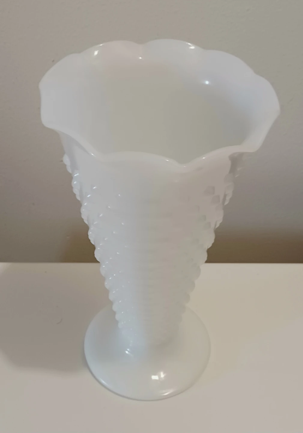 Vtg Trumpet Anchor Hocking Hobnail Vase - photo 2