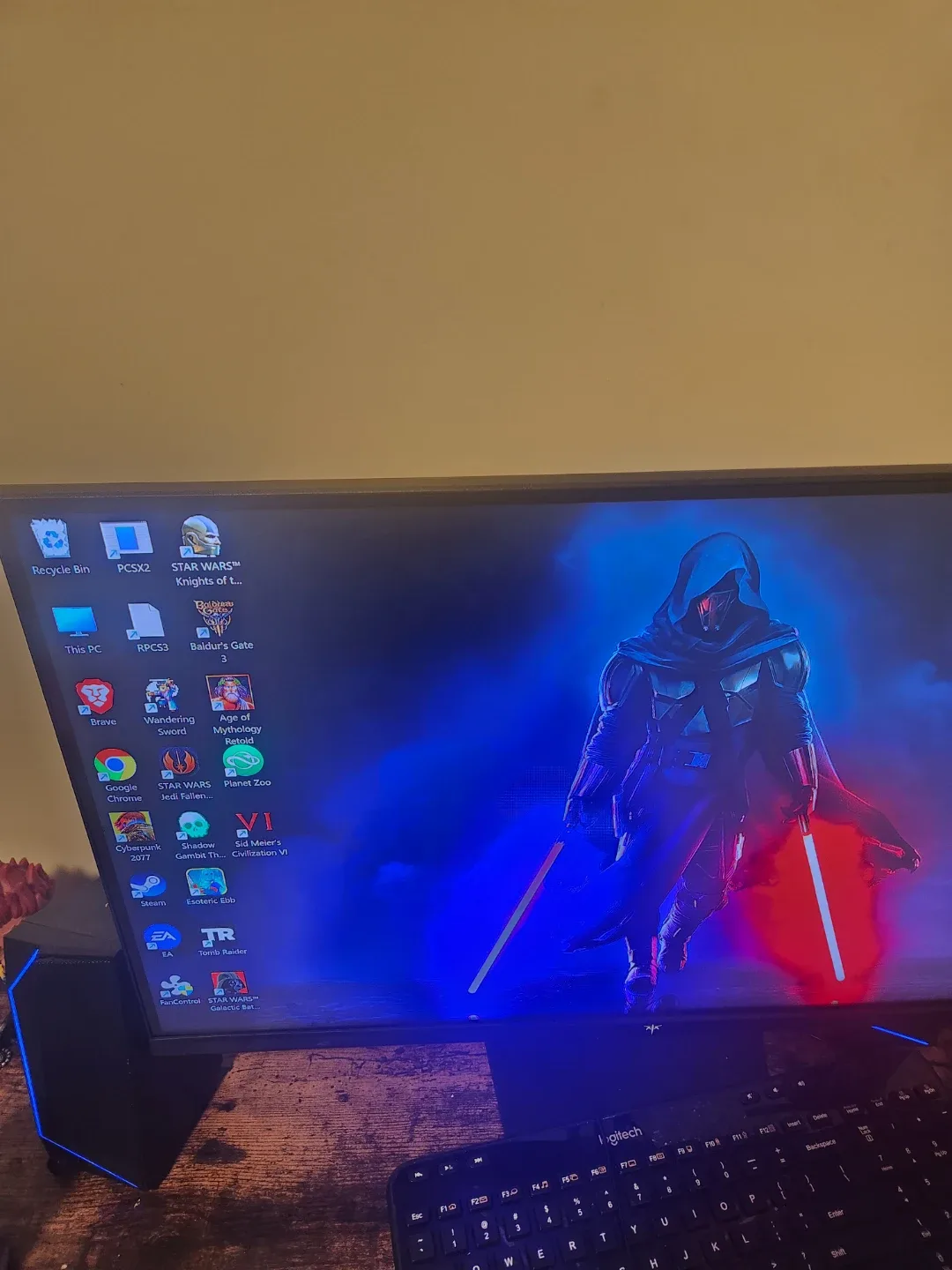 120hz, HDR 400, 1440p gaming monitor