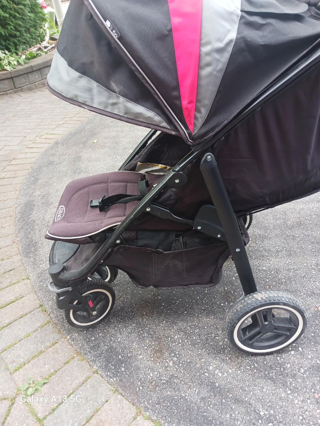 Graco Child Stroller - photo 3