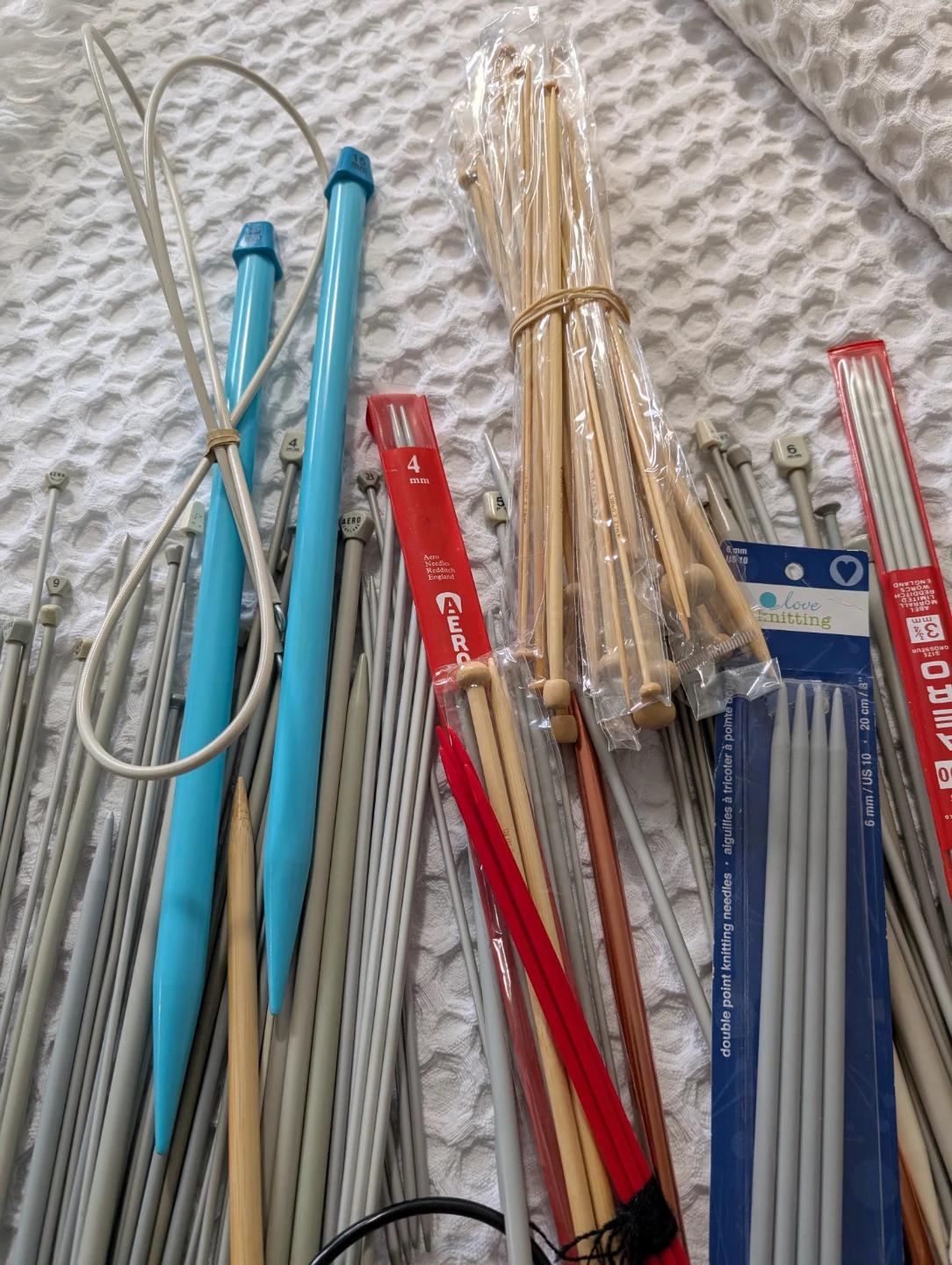 Assorted Knitting Needles Sets. Pick up in Bra side SW - photo 3